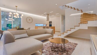 aesthetic living room ideas with layered textiles and warm cozy lighting