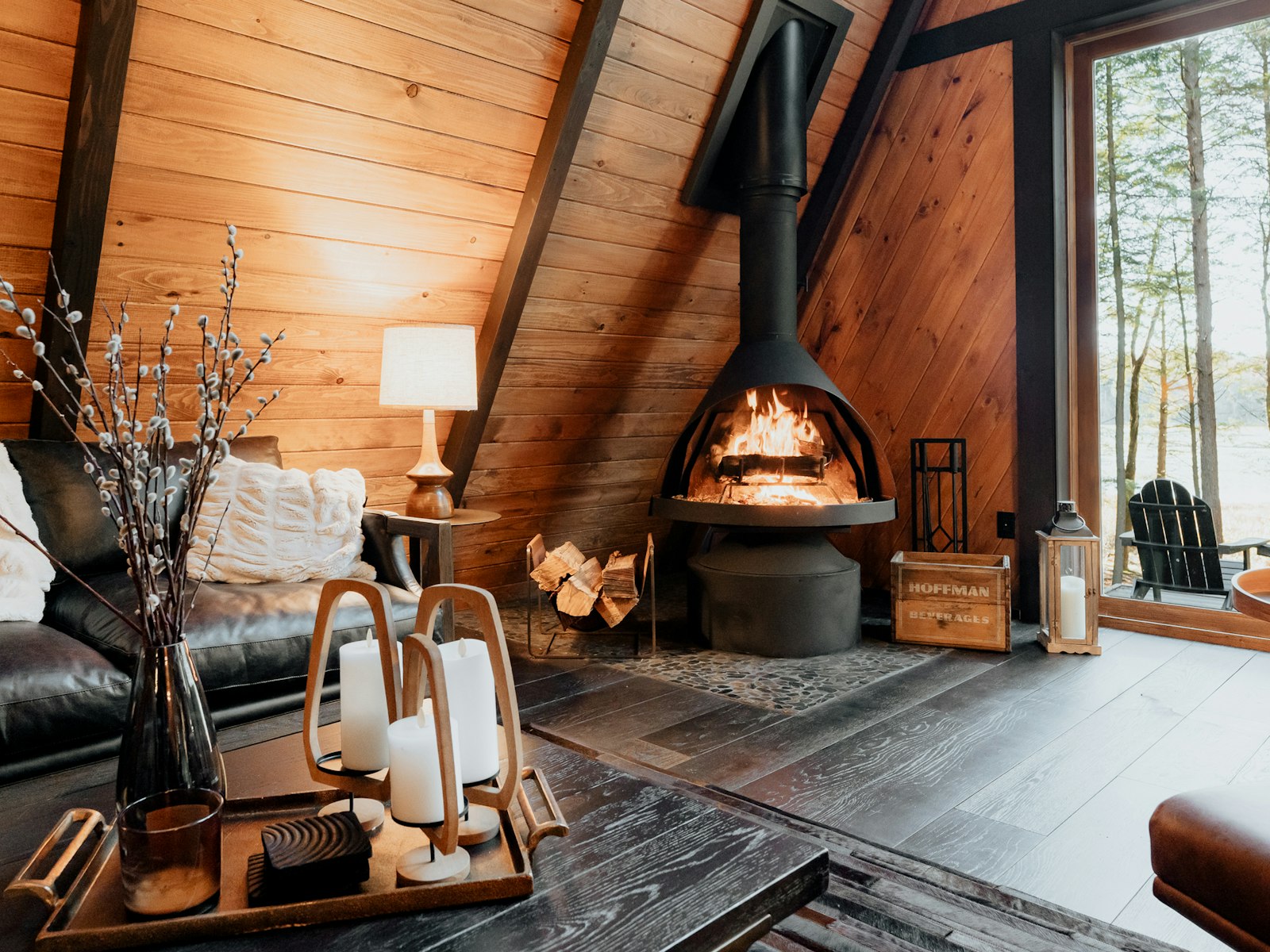 A living room with a fireplace
